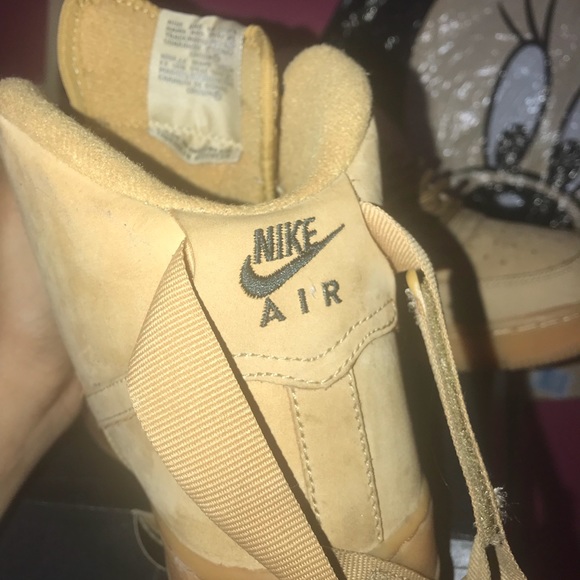 Nike Air Force 1 High 07’ LV8 Flax